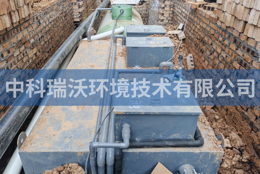 山東省濟(jì)南市某護(hù)理院污水處理設(shè)備安裝調(diào)試完成